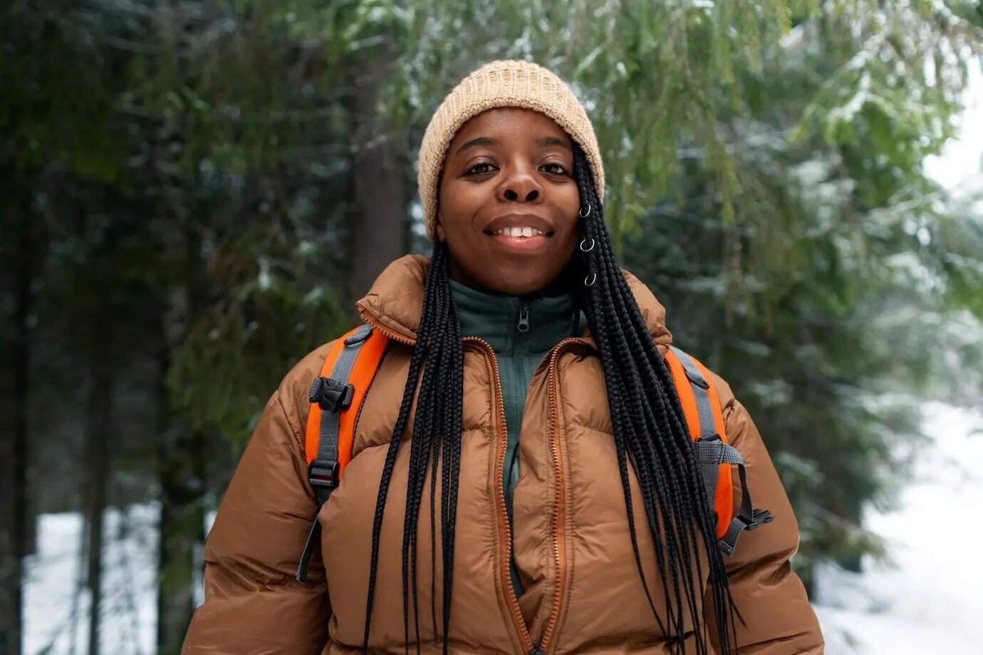 Menschen, die auf nachhaltige Weise reisen